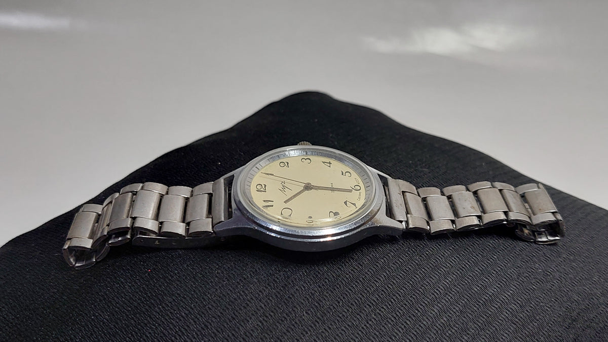Soviet vintage watches Mechanical watches LUCH Mechanical watches USSR.