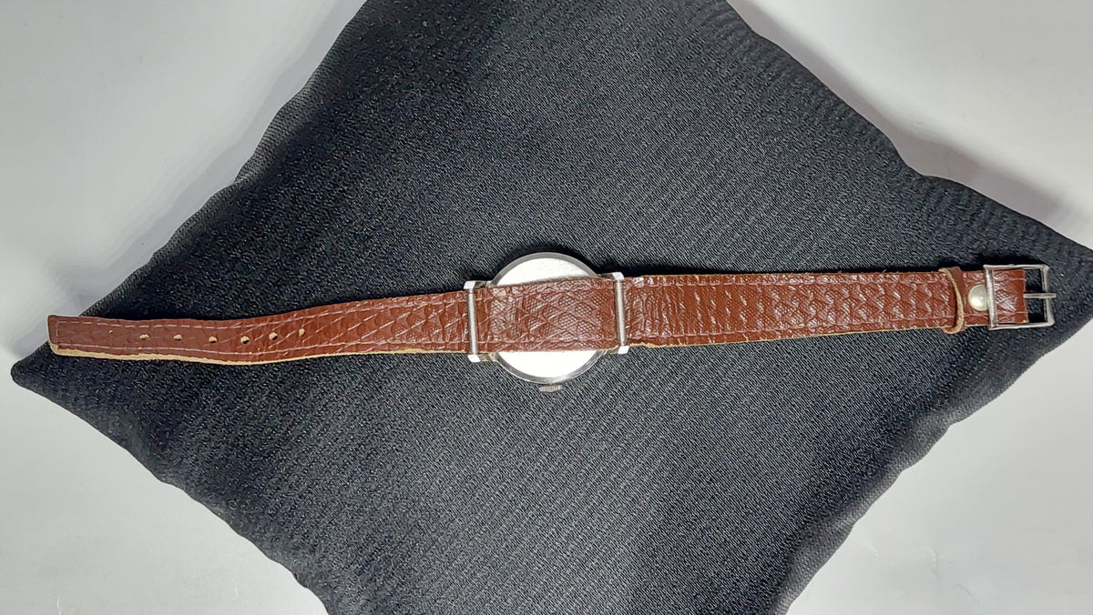 Soviet vintage children's watches Mechanical watches ZARYA skaters Mechanical watches of the USSR.