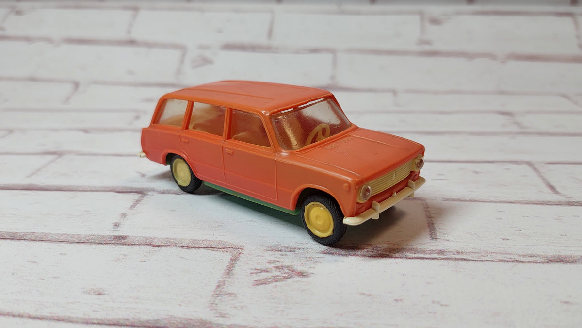 Collectible car 1/43 1970s Zhiguli 21-02.