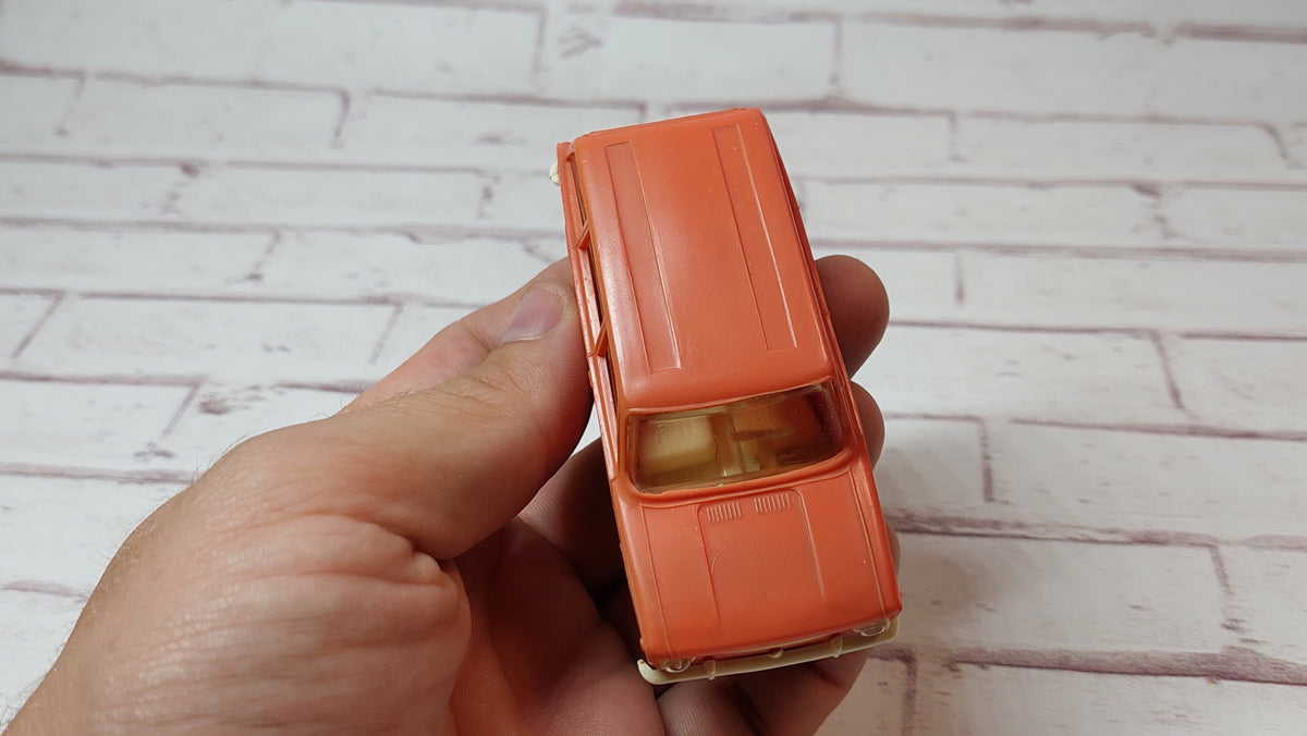 Collectible car 1/43 1970s Zhiguli 21-02.
