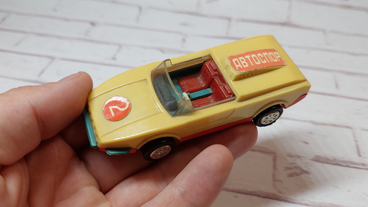 Collectible car 1/43 1970's SPORT.