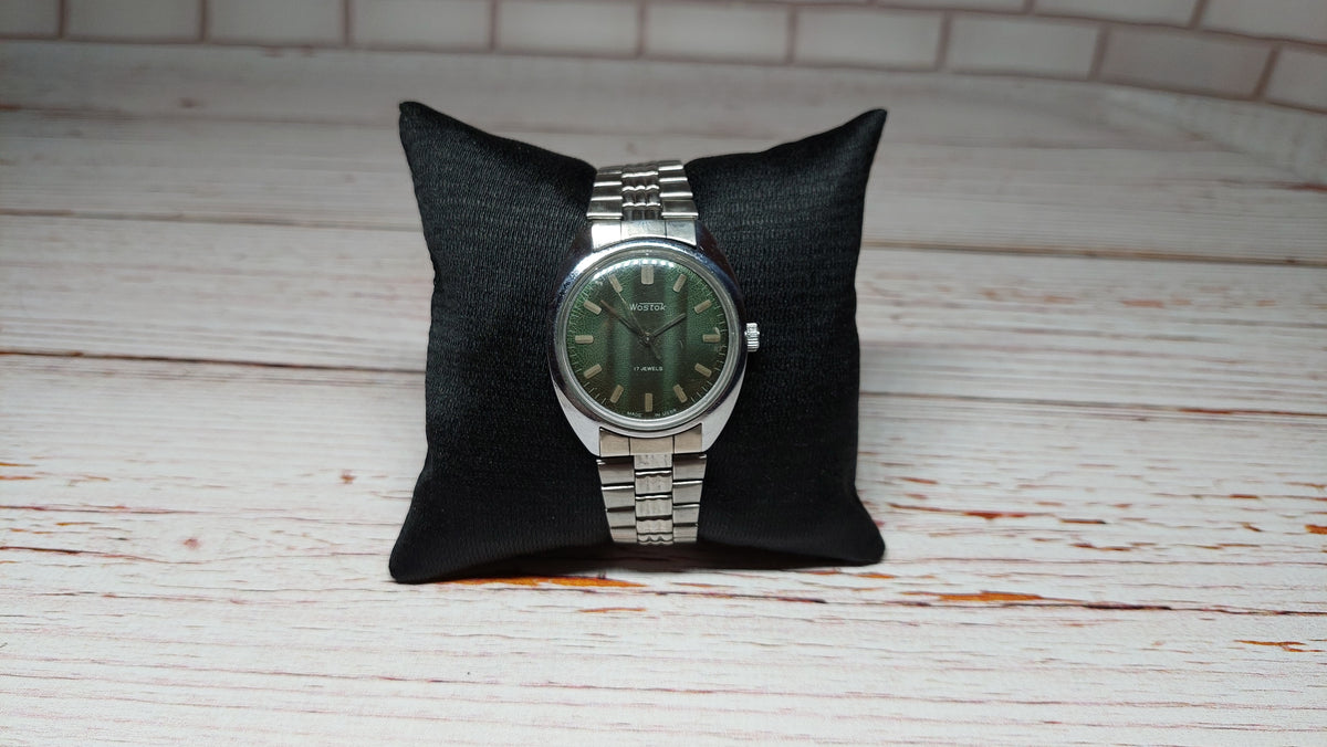Soviet vintage watches VOSTOK mechanical mechanical watches USSR.