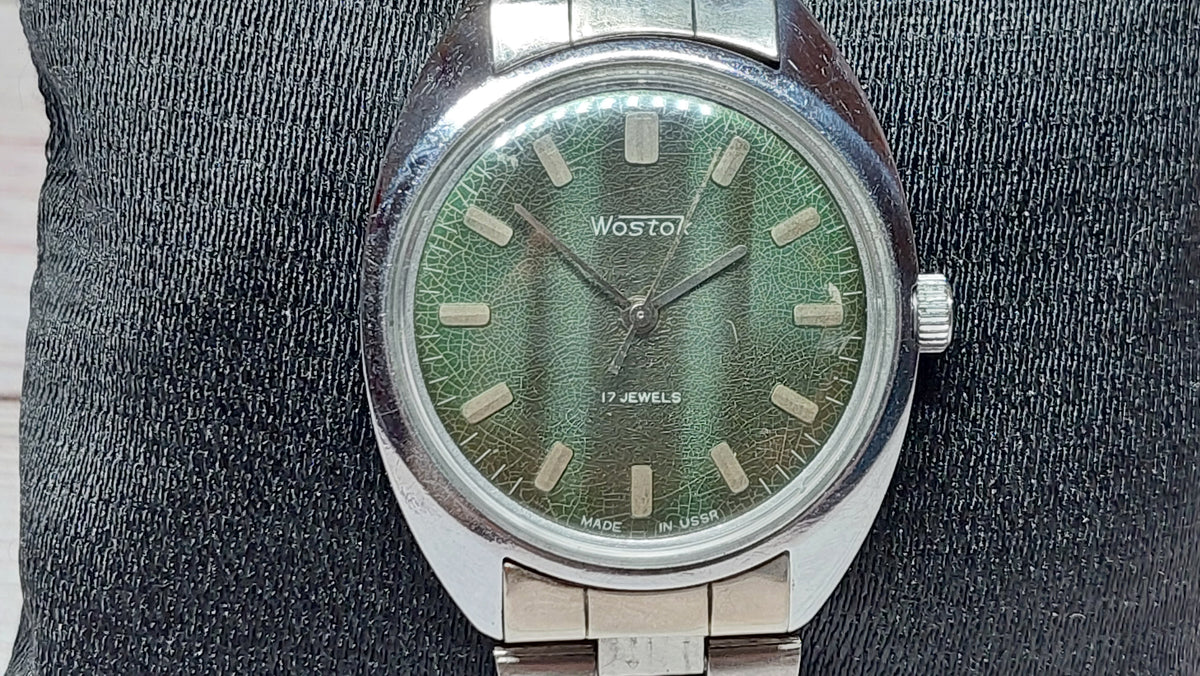 Soviet vintage watches VOSTOK mechanical mechanical watches USSR.