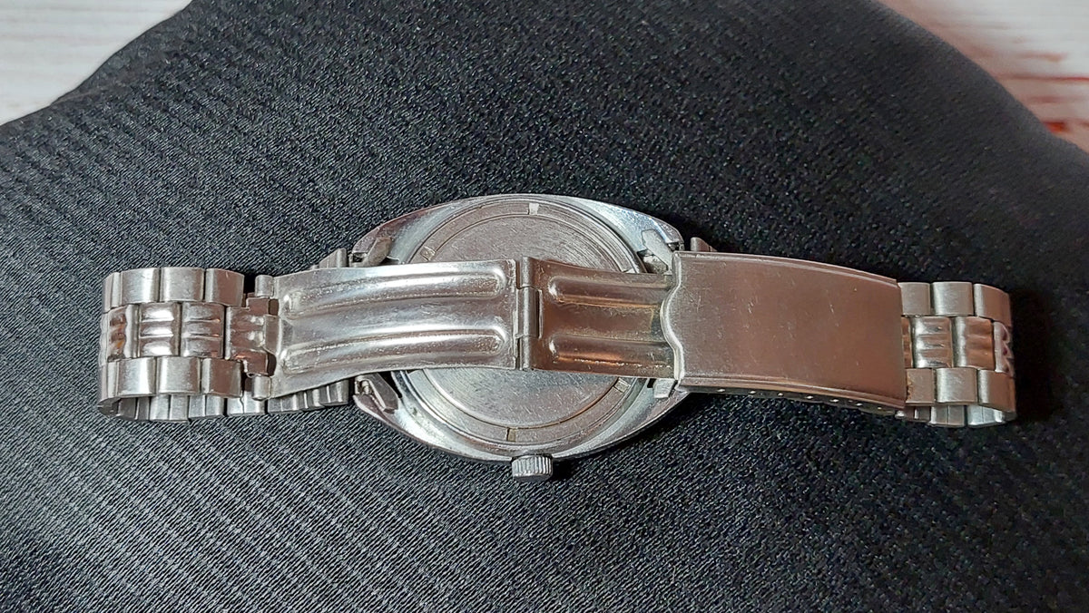 Soviet vintage watches VOSTOK mechanical mechanical watches USSR.