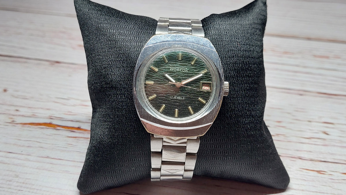 Soviet vintage watches VOSTOK mechanical mechanical watches USSR.