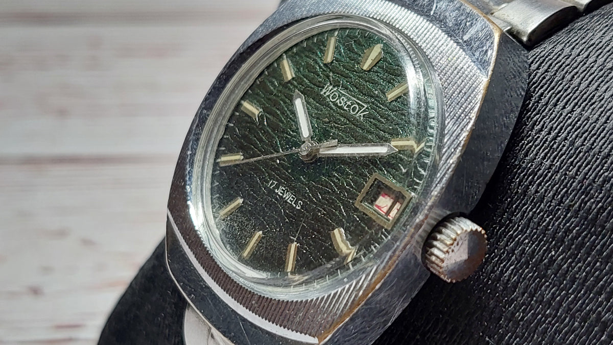 Soviet vintage watches VOSTOK mechanical mechanical watches USSR.