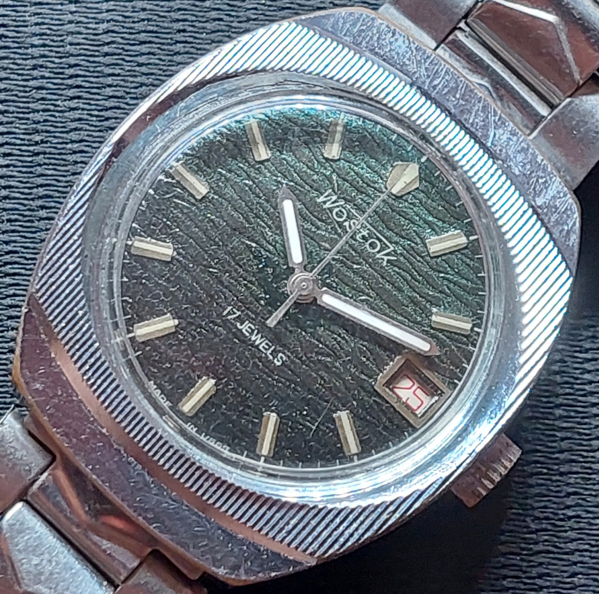Soviet vintage watches VOSTOK mechanical mechanical watches USSR.