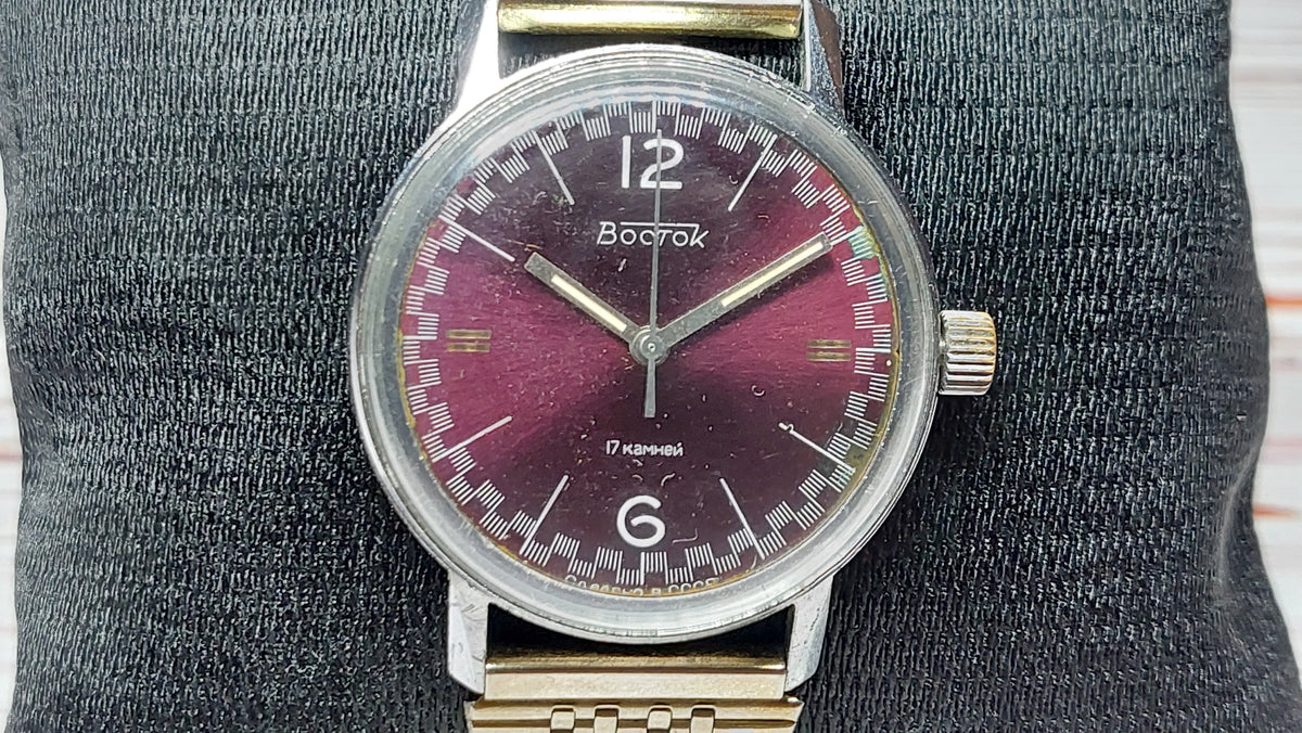 Soviet vintage watches VOSTOK mechanical mechanical watches USSR.