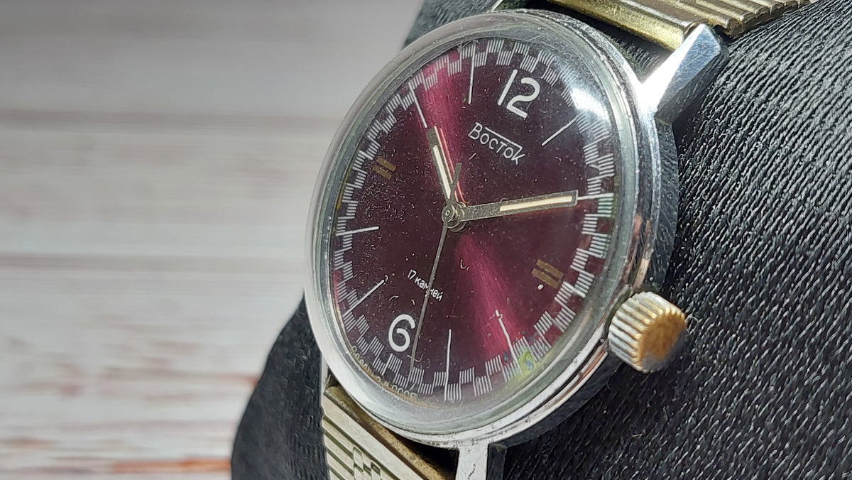 Soviet vintage watches VOSTOK mechanical mechanical watches USSR.