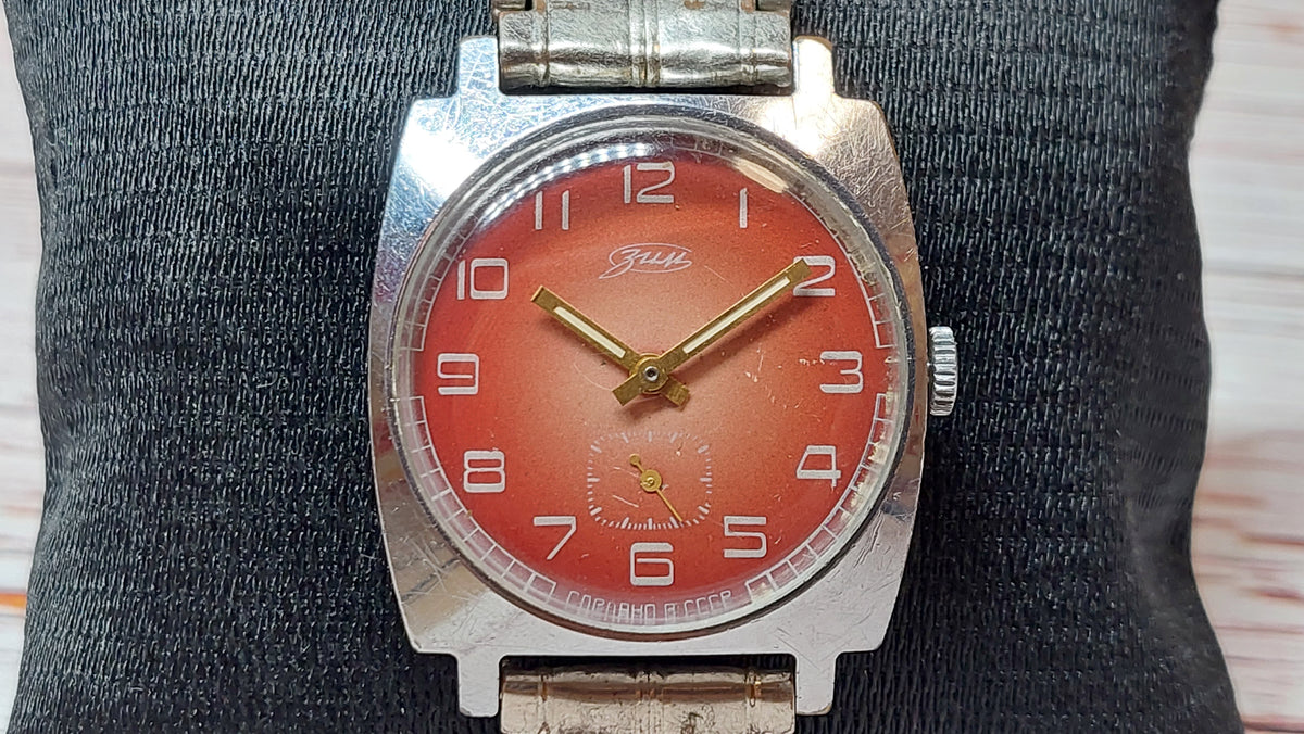 Soviet vintage watch ZiM mechanical mechanical watch USSR.