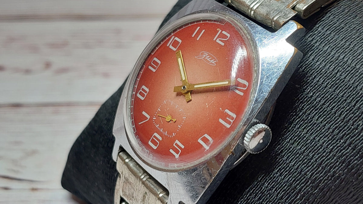 Soviet vintage watch ZiM mechanical mechanical watch USSR.