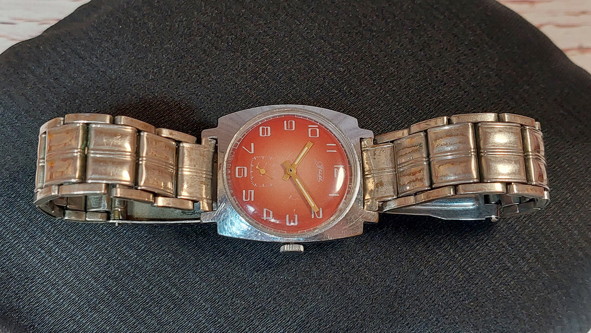 Soviet vintage watch ZiM mechanical mechanical watch USSR.