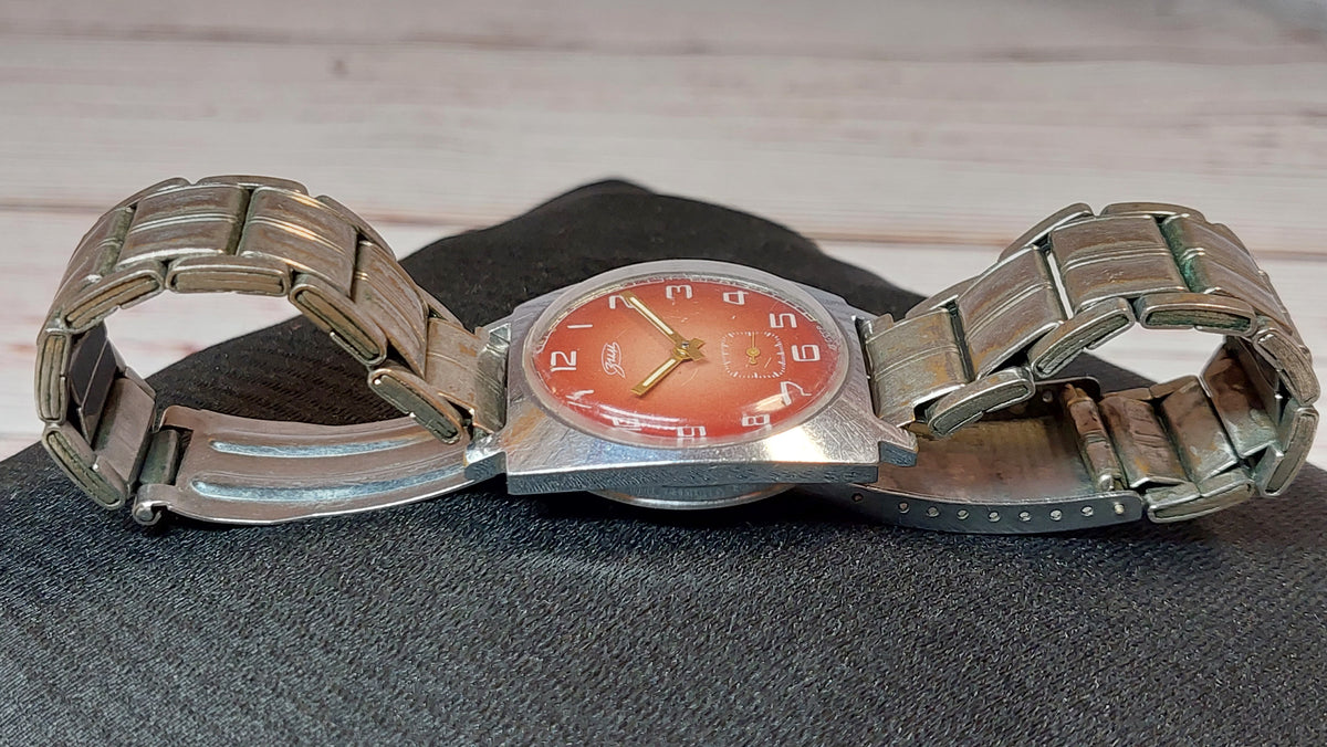Soviet vintage watch ZiM mechanical mechanical watch USSR.