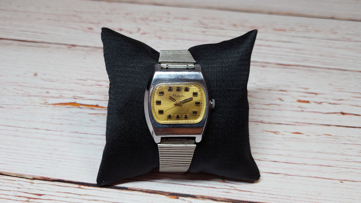 Soviet vintage watch RAKETA mechanical mechanical watch USSR.