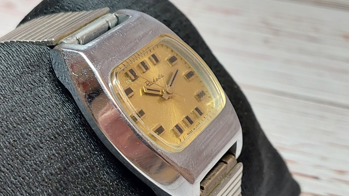Soviet vintage watch RAKETA mechanical mechanical watch USSR.