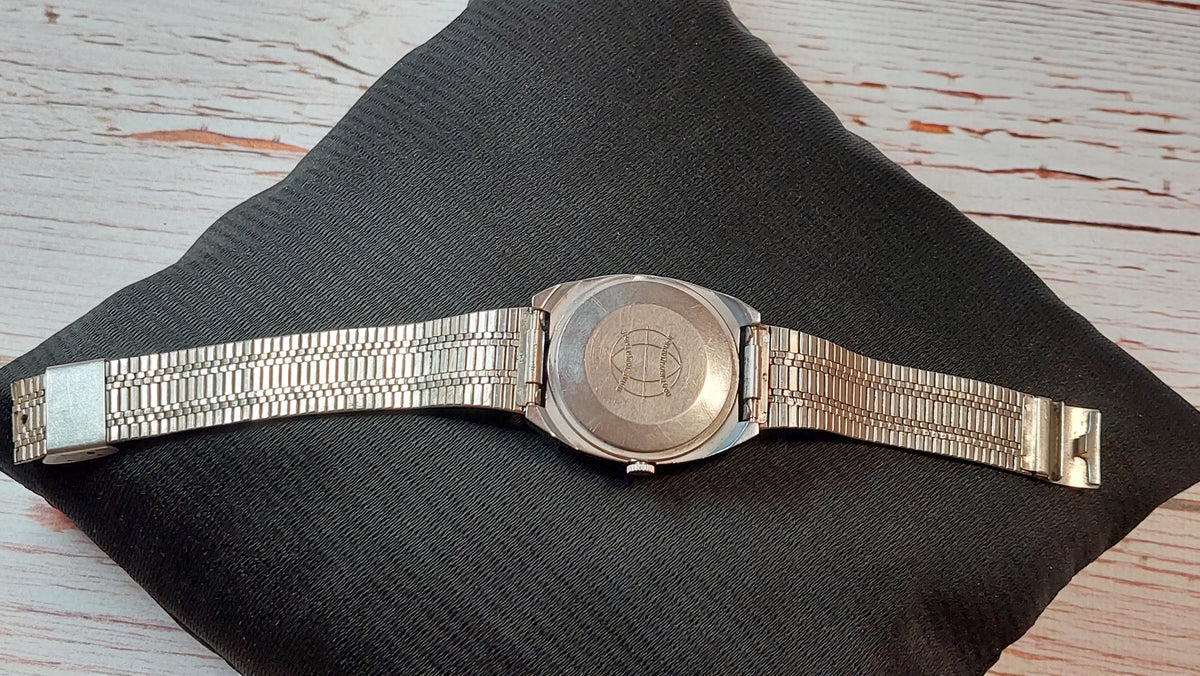 Soviet vintage watch RAKETA mechanical mechanical watch USSR.