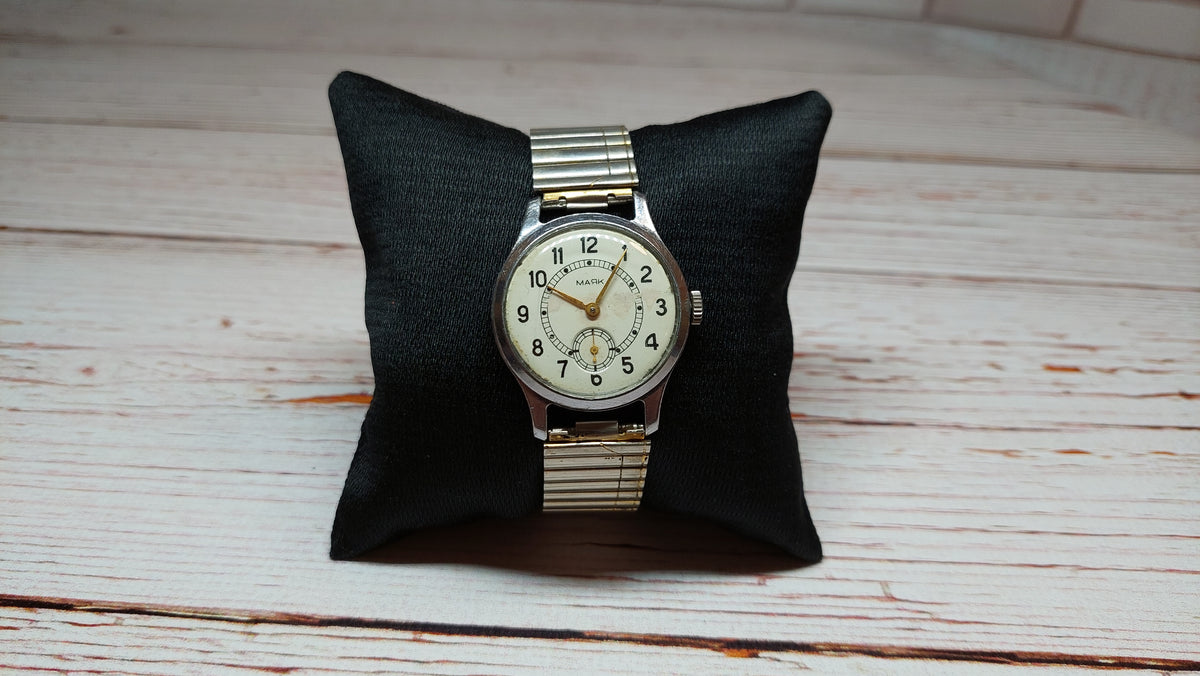 Soviet vintage watch MAYAK mechanical mechanical watch USSR.