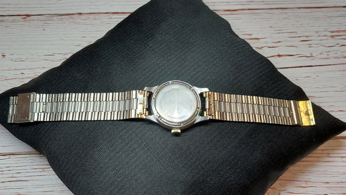 Soviet vintage watch MAYAK mechanical mechanical watch USSR.
