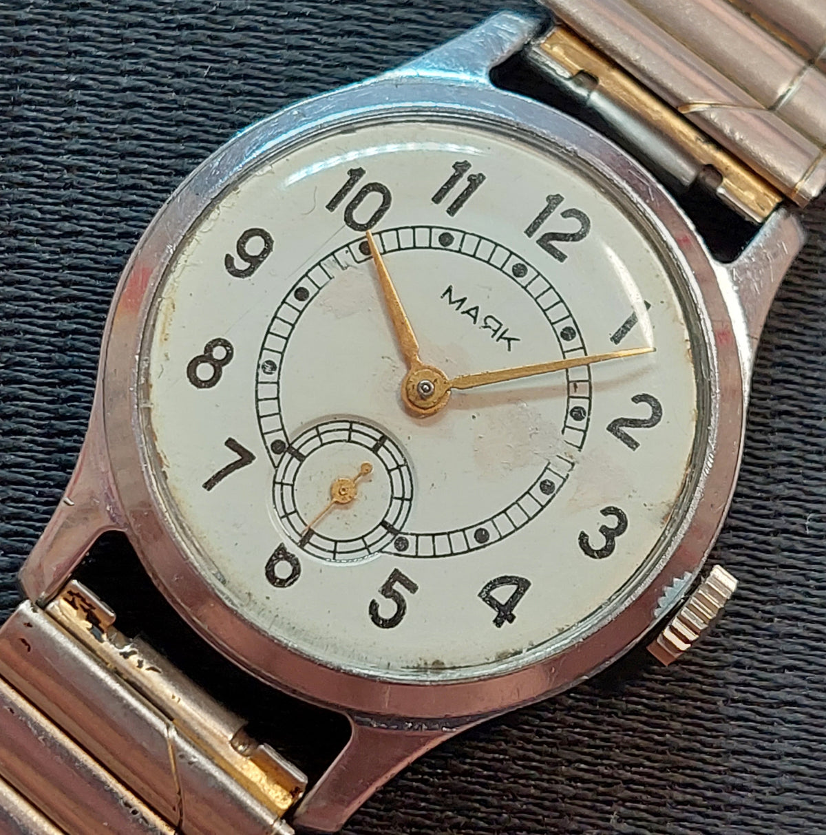 Soviet vintage watch MAYAK mechanical mechanical watch USSR.