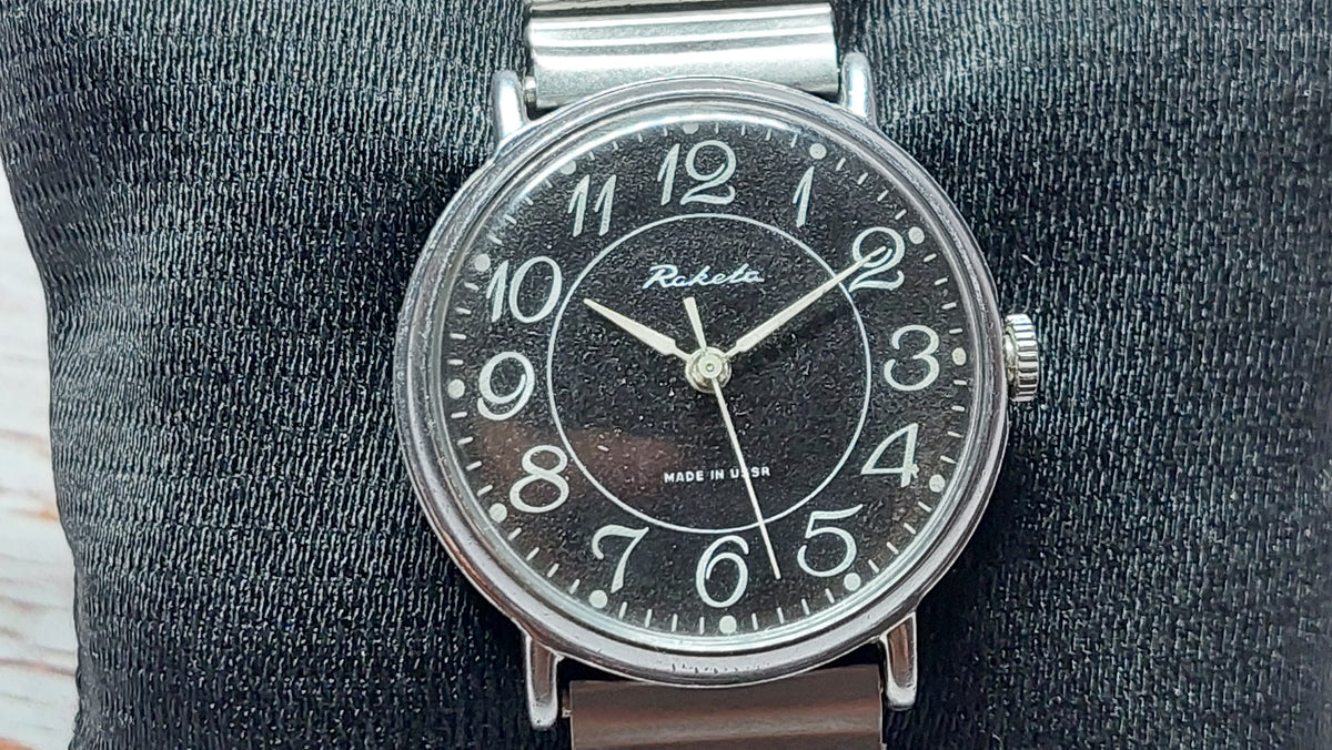 Soviet vintage watch RAKETA mechanical mechanical watch USSR.