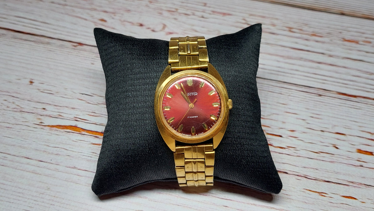 Soviet vintage watch SLAVA mechanical mechanical watch USSR.