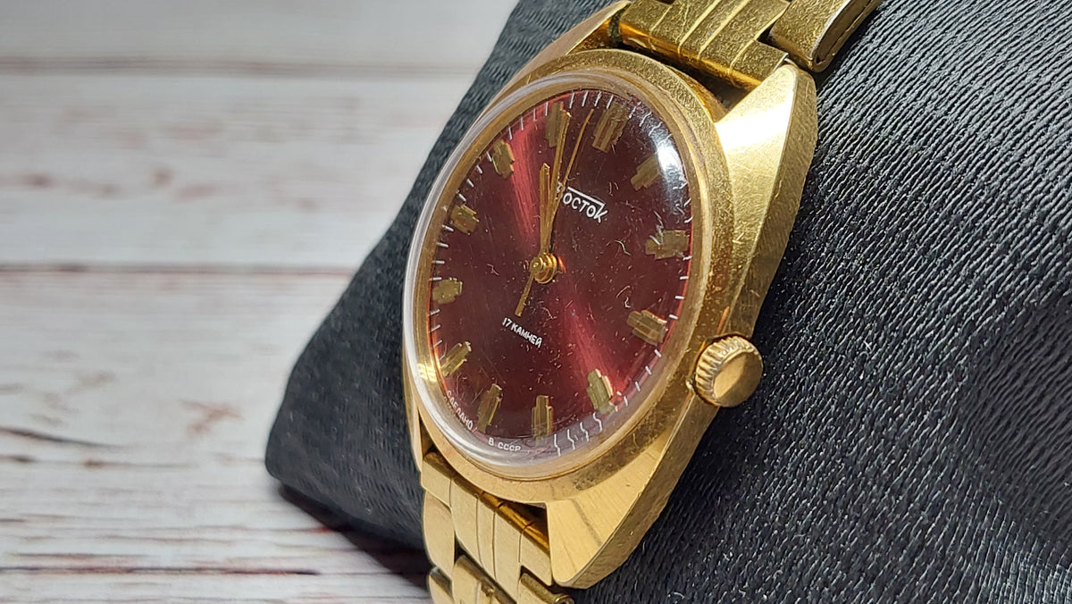 Soviet vintage watch SLAVA mechanical mechanical watch USSR.