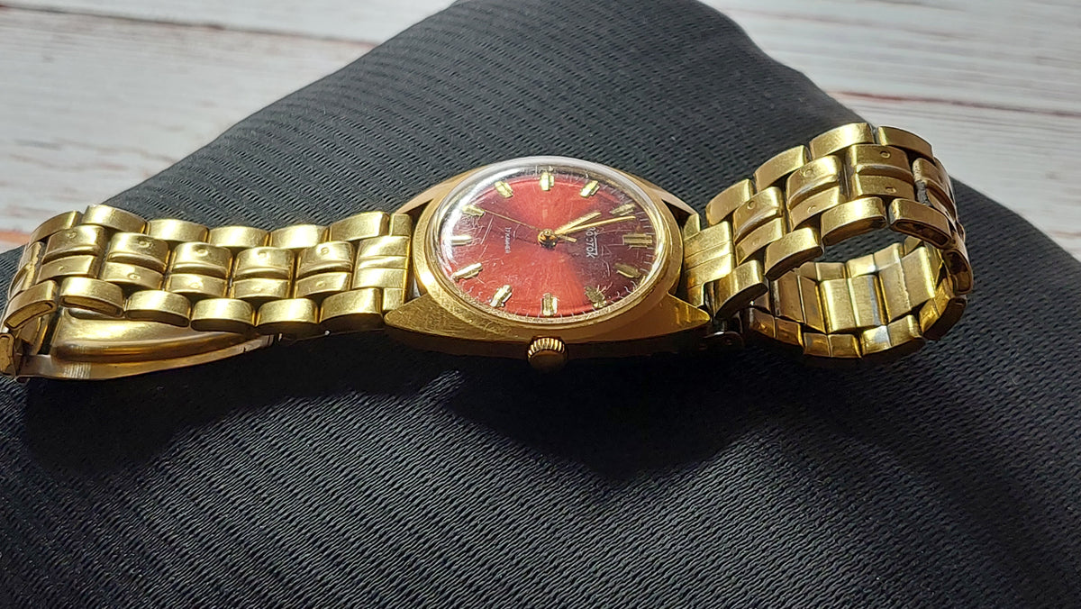 Soviet vintage watch SLAVA mechanical mechanical watch USSR.