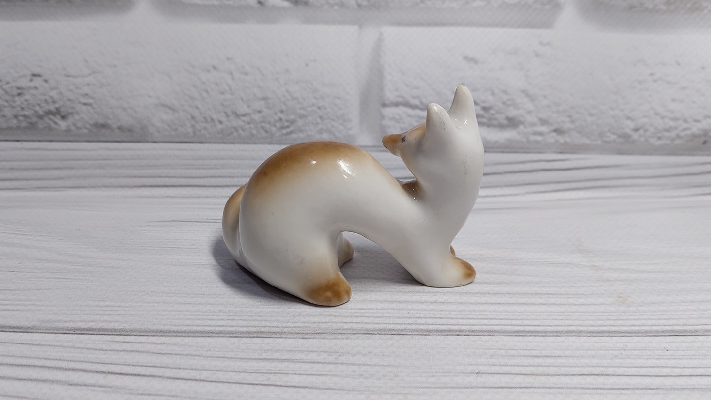 beautiful figurine Sable Lfz porcelain