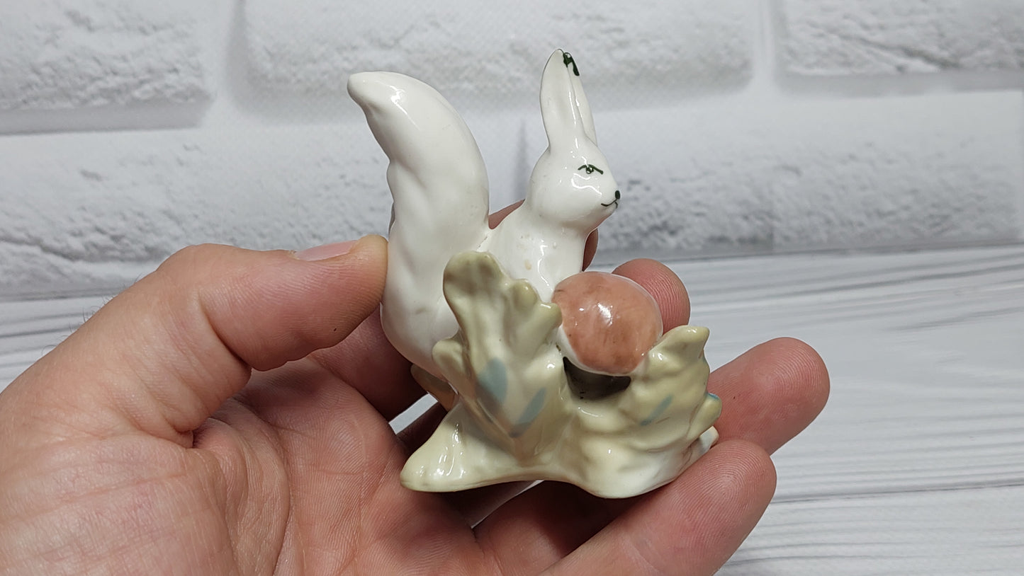 Soviet figurine of a squirrel with a spring mushroom. GORODNITSA.