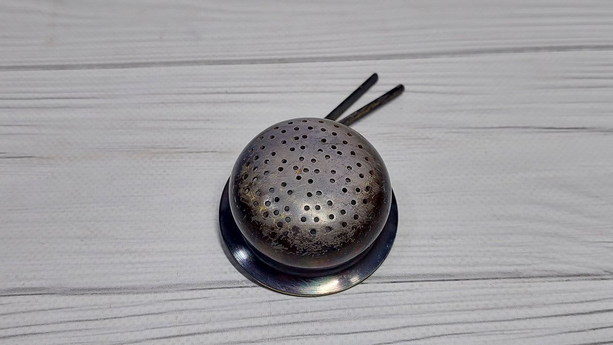 Melchior SIEVE, brass sieve silver plated.