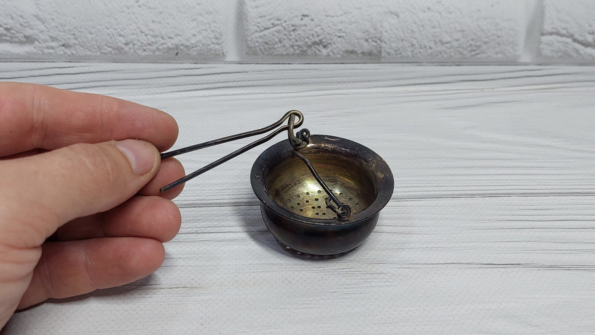 Melchior SIEVE, brass sieve silver plated.