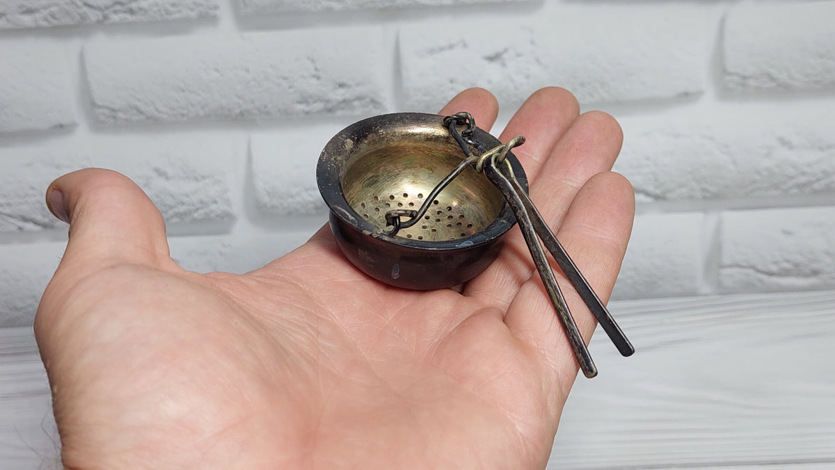 Melchior SIEVE, brass sieve silver plated.