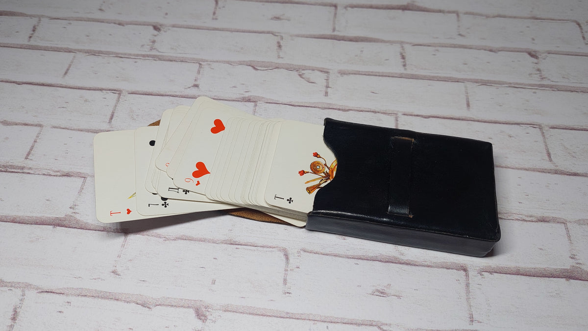 Vintage deck of playing cards with case 36 pcs.