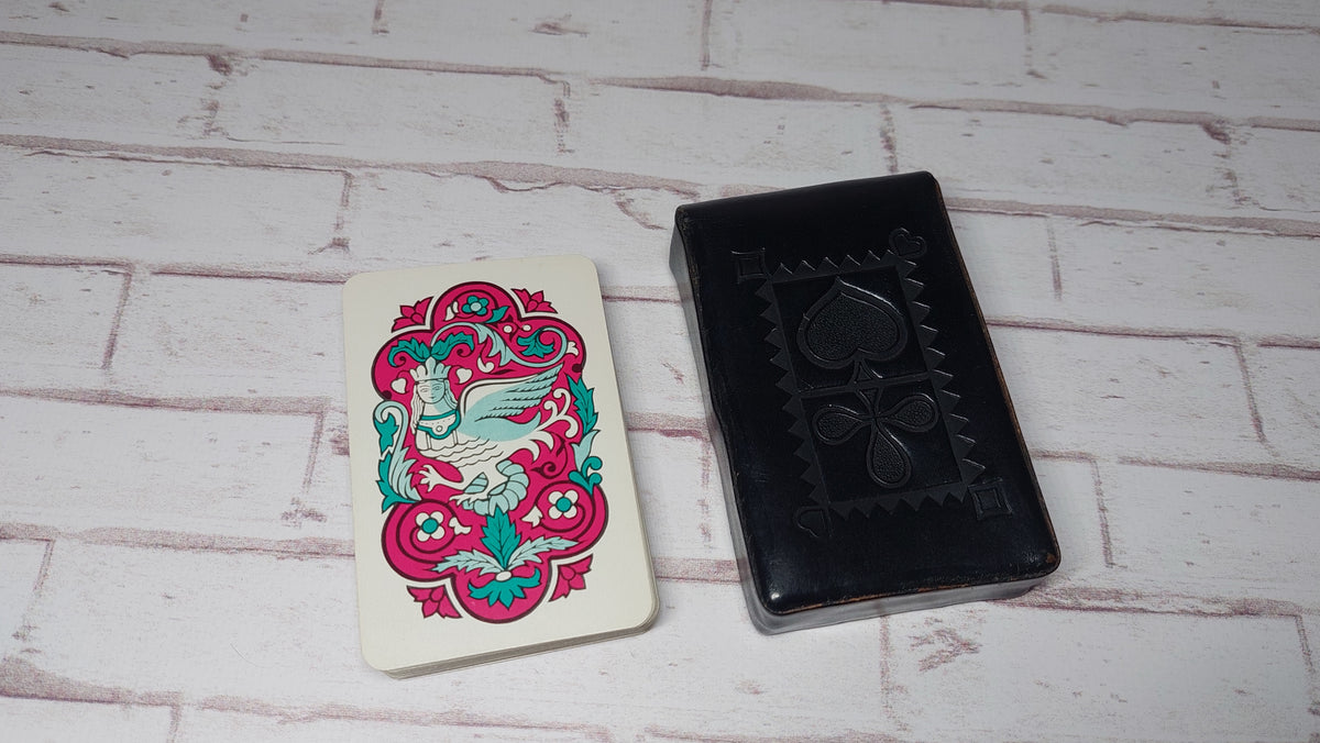 Vintage deck of playing cards with case 36 pcs.