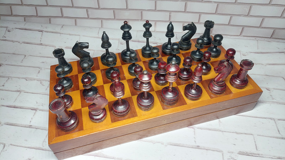 Chess. Antique Soviet, wooden chess set of the 40s in good condition, a gift for men, collectors and lovers of rare chess, old wooden chess of the USSR.