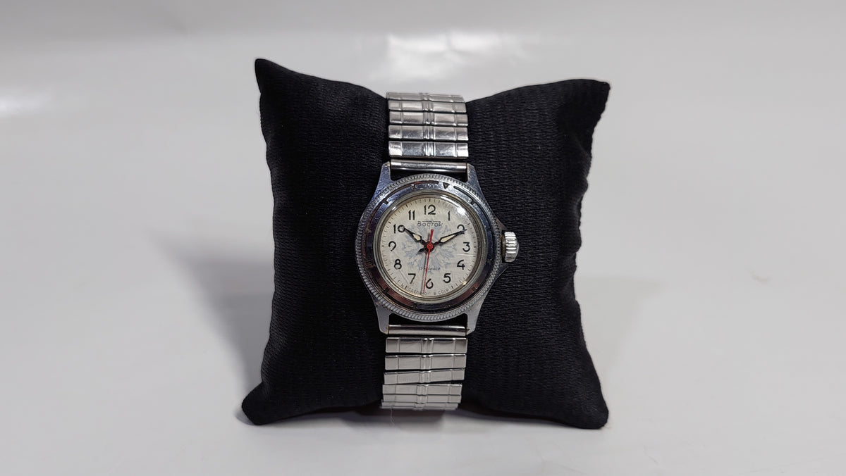 Soviet vintage watches VOSTOK mechanical mechanical watches USSR.
