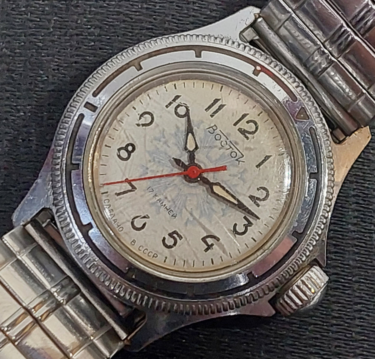 Soviet vintage watches VOSTOK mechanical mechanical watches USSR.