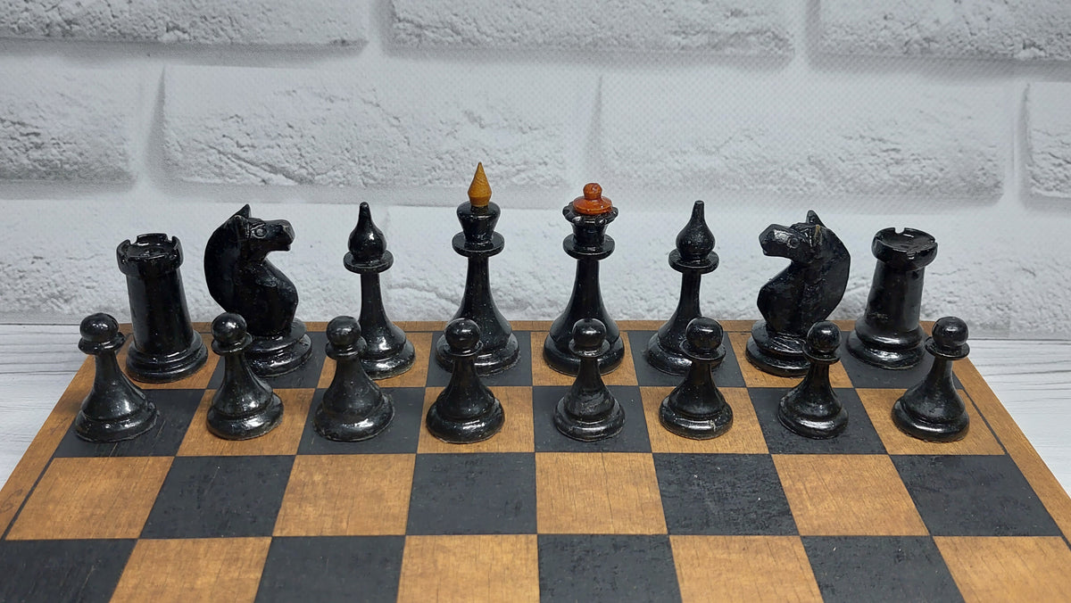 Beautiful authentic classic soviet wooden medium chess set, russian usa, vintage 1960