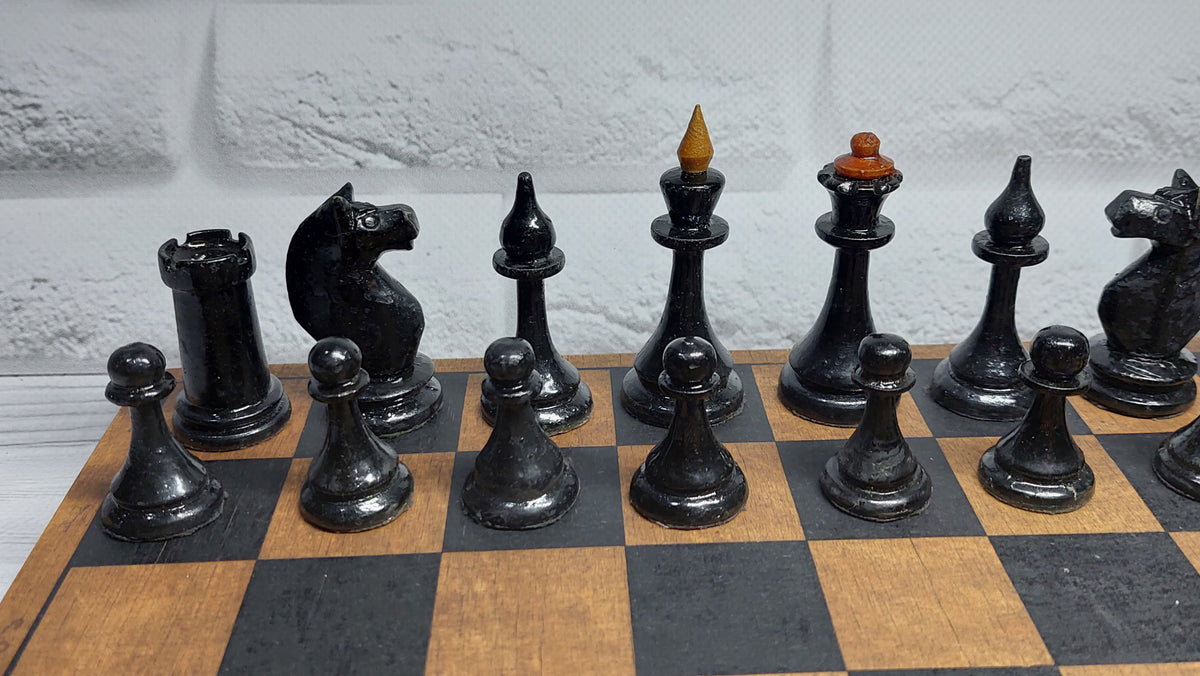 Beautiful authentic classic soviet wooden medium chess set, russian usa, vintage 1960