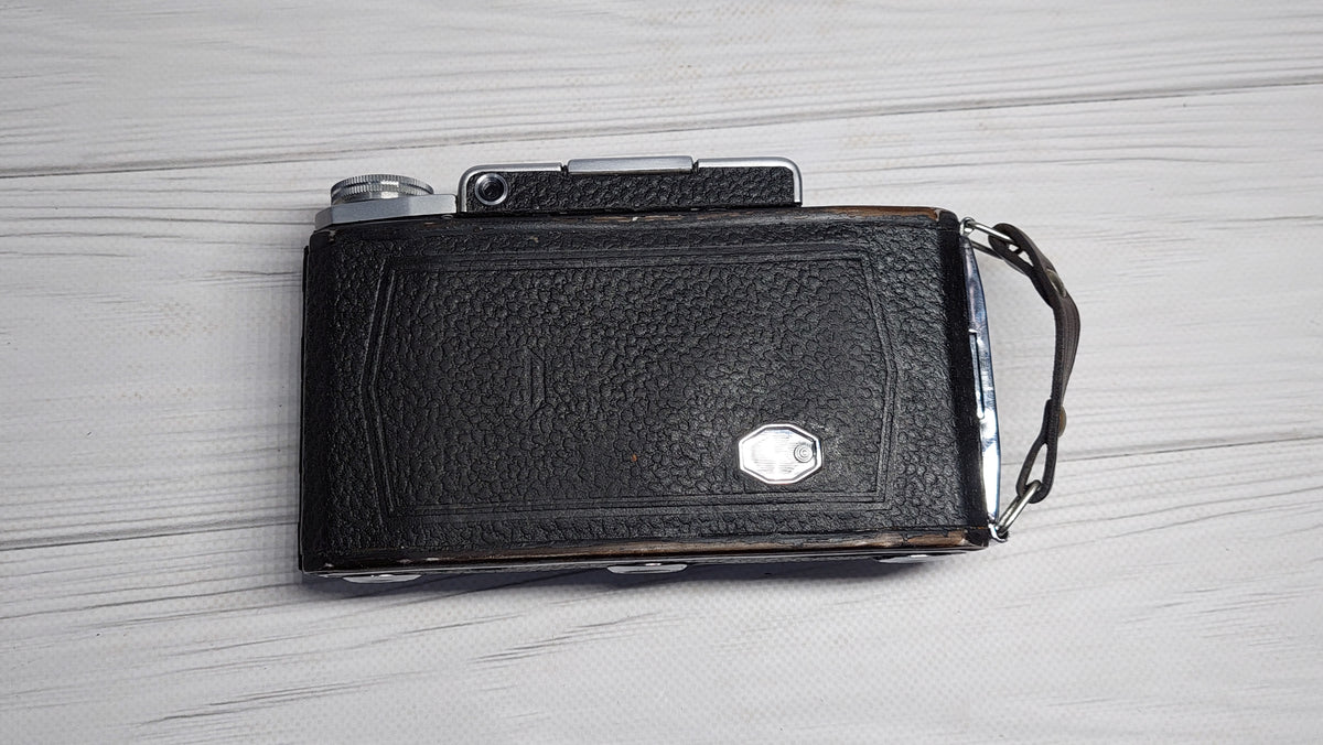 Vintage collectible Moscow-4 (Moskva) Soviet folding film photo camera