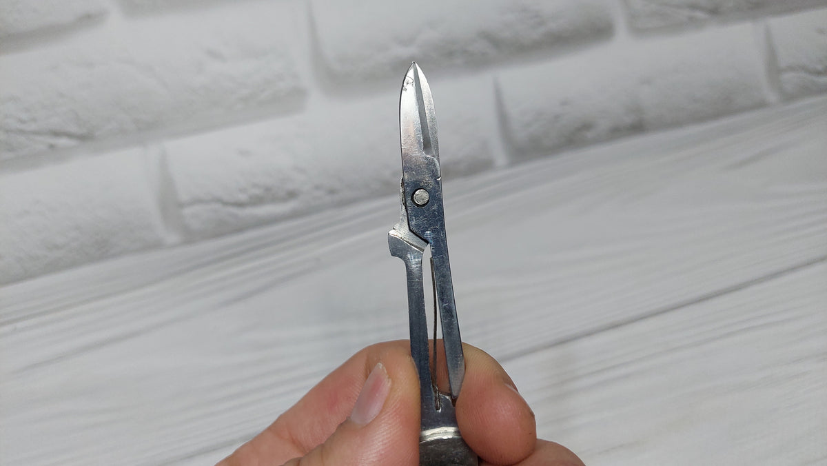 Road scissors Metallist Kharkov folding scissors made in the USSR.
