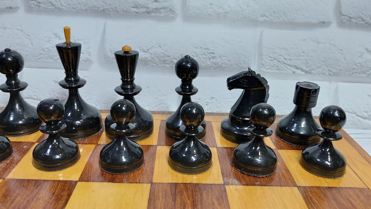 Soviet chess Valdai. Chess pieces in very good condition. Excellent gift for men, chess lovers and collectors!