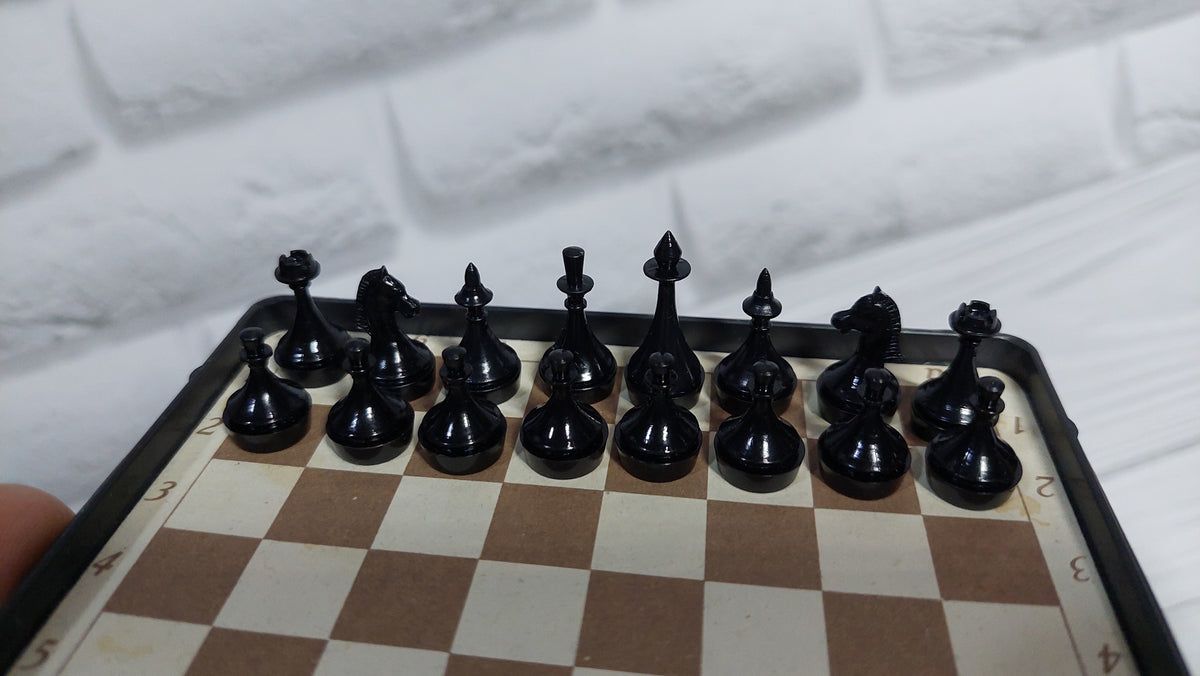 Travel magnetic chess USSR