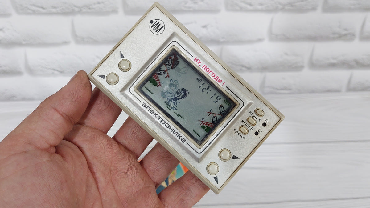 Electronics IM-02 Electronics game Well, wait a minute Soviet game Game on the screen Game USSR Made in USSR Clone Nintendo Game and Watch