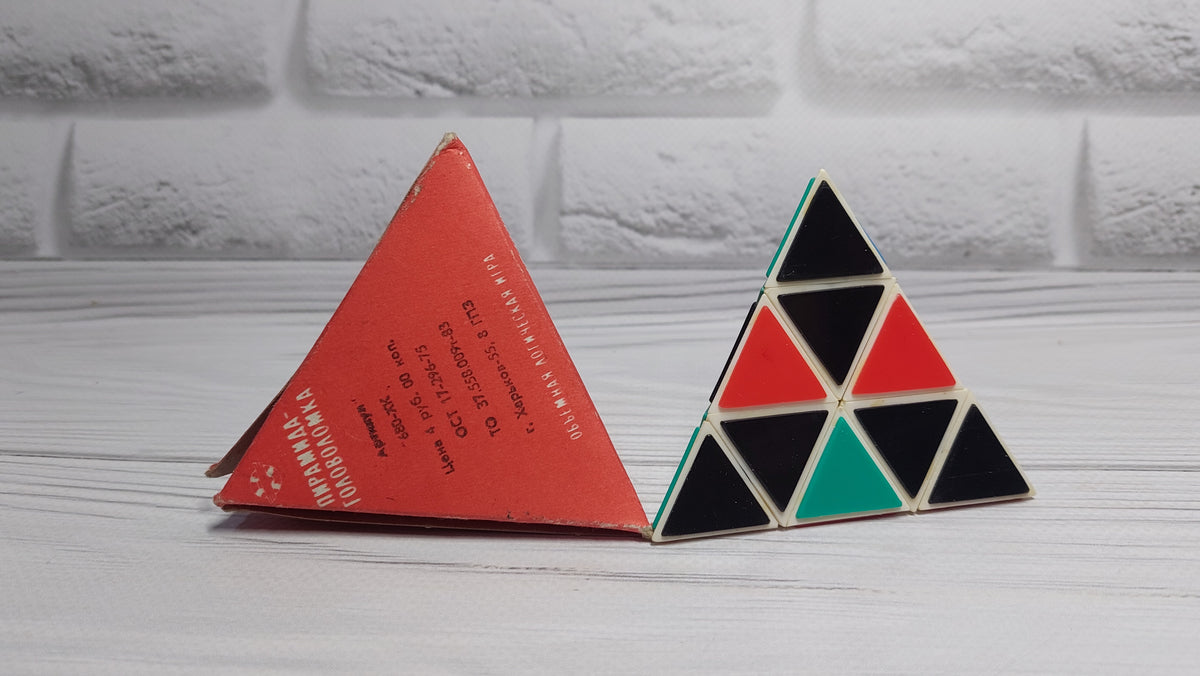 Pyramid puzzle volumetric logic game Kharkiv.