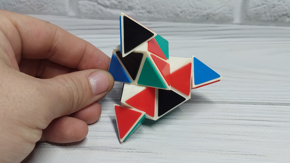 Pyramid puzzle volumetric logic game Kharkiv.