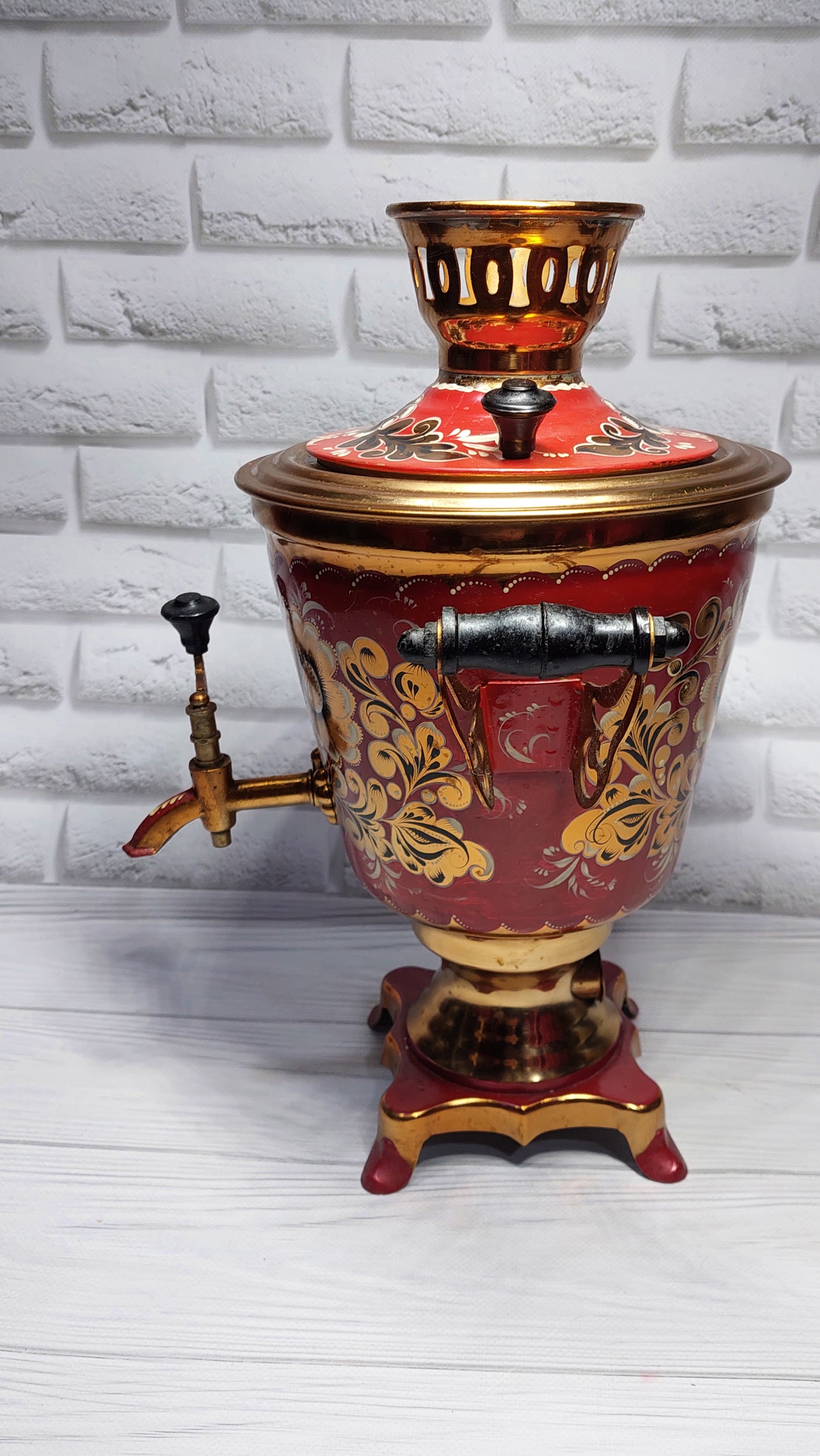 samovar, hand painted. samovar painted by hand. electric samovar. . electric samovar teapot. antique samovar