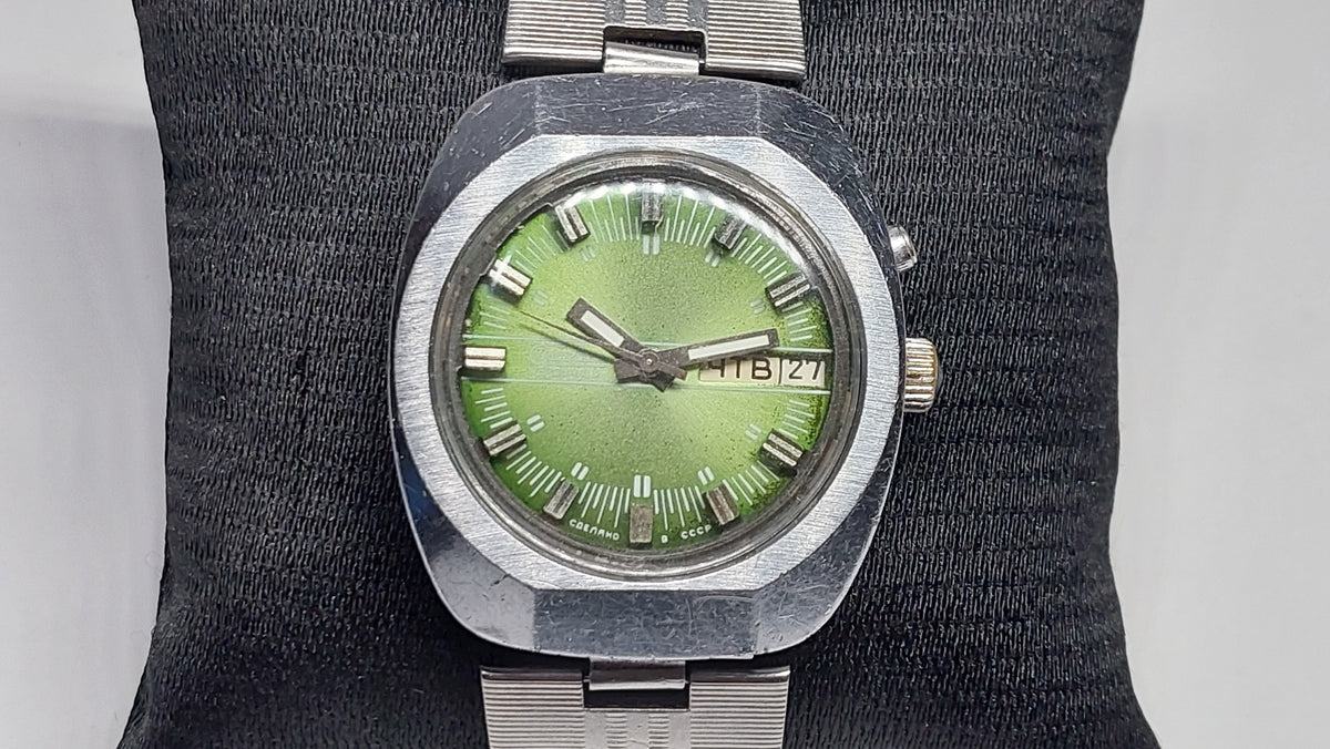 Soviet antique watch "SLAVA" Mechanical watch automatic winding, Mechanical watch USSR with automatic winding.
