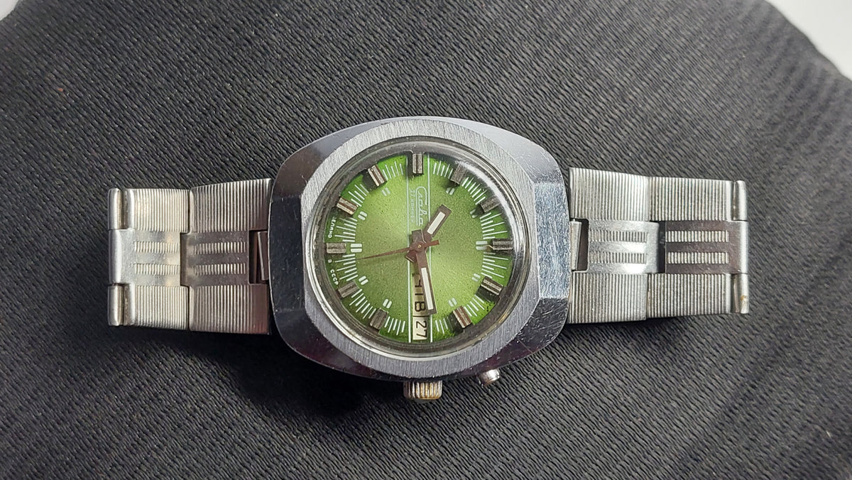 Soviet antique watch "SLAVA" Mechanical watch automatic winding, Mechanical watch USSR with automatic winding.