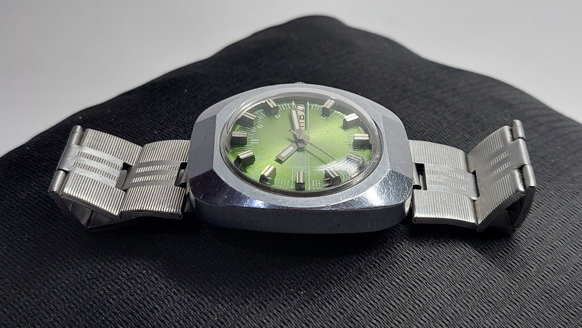 Soviet antique watch "SLAVA" Mechanical watch automatic winding, Mechanical watch USSR with automatic winding.